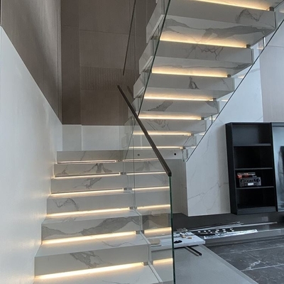 خطوات الحجر الراقية درج مستقيم LED منعرج الزاك الشكل سترينجر